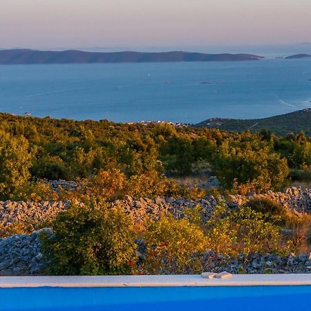 Villa Zlatno Sunce In The Hills Near Trogir Vrsine المظهر الخارجي الصورة
