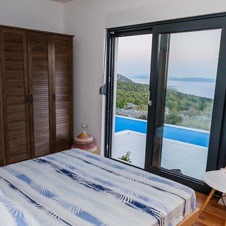 Villa Zlatno Sunce In The Hills Near Trogir Vrsine المظهر الخارجي الصورة